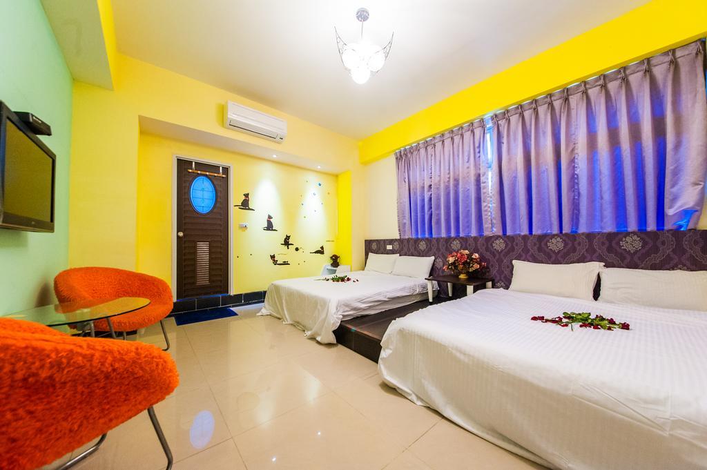 Love Night Market Inn Лодун Экстерьер фото