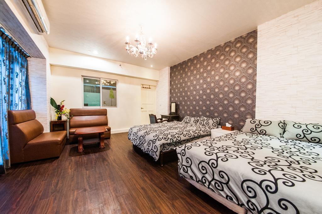 Love Night Market Inn Лодун Экстерьер фото